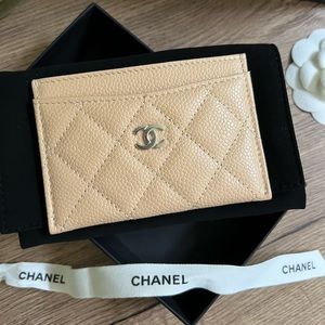 Classic Chanel Card-holder